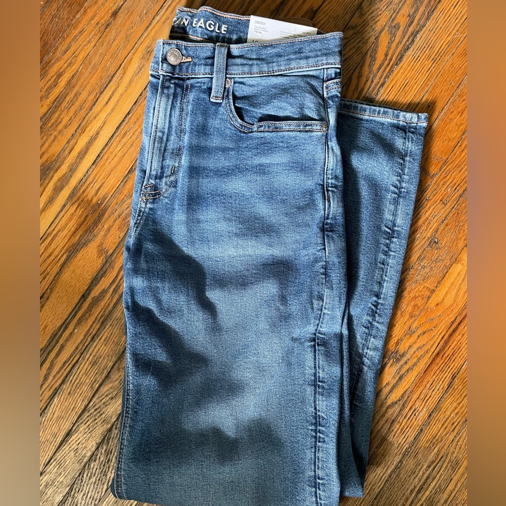 American Eagles Women’s 90s Straight Jeans